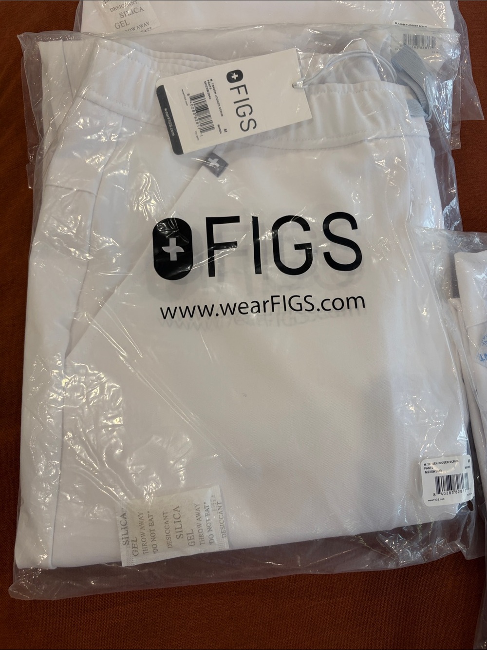 Brand new Figs White Jogger M Tansen Scrub Medium
